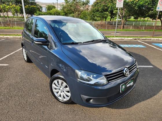 VOLKSWAGEN FOX 1.0 MI 8V FLEX 4P MANUAL VOLKSWAGEN FOX 1.0 MI 8V FLEX 4P MANUAL